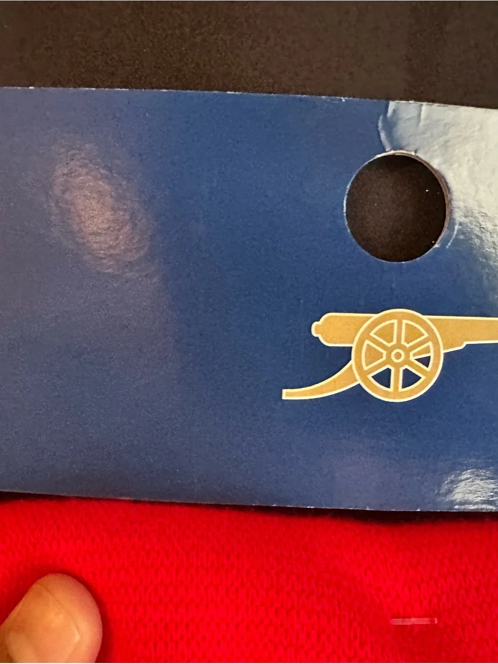 Arsenal Red Crest Scarf - Manufactured in the UK.